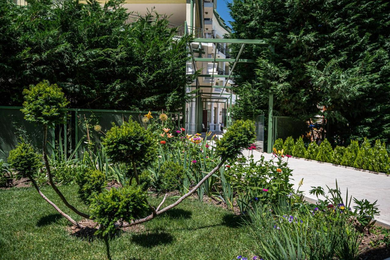 Romance Hotel And Family Suites Saints Constantine and Helena Exterior photo